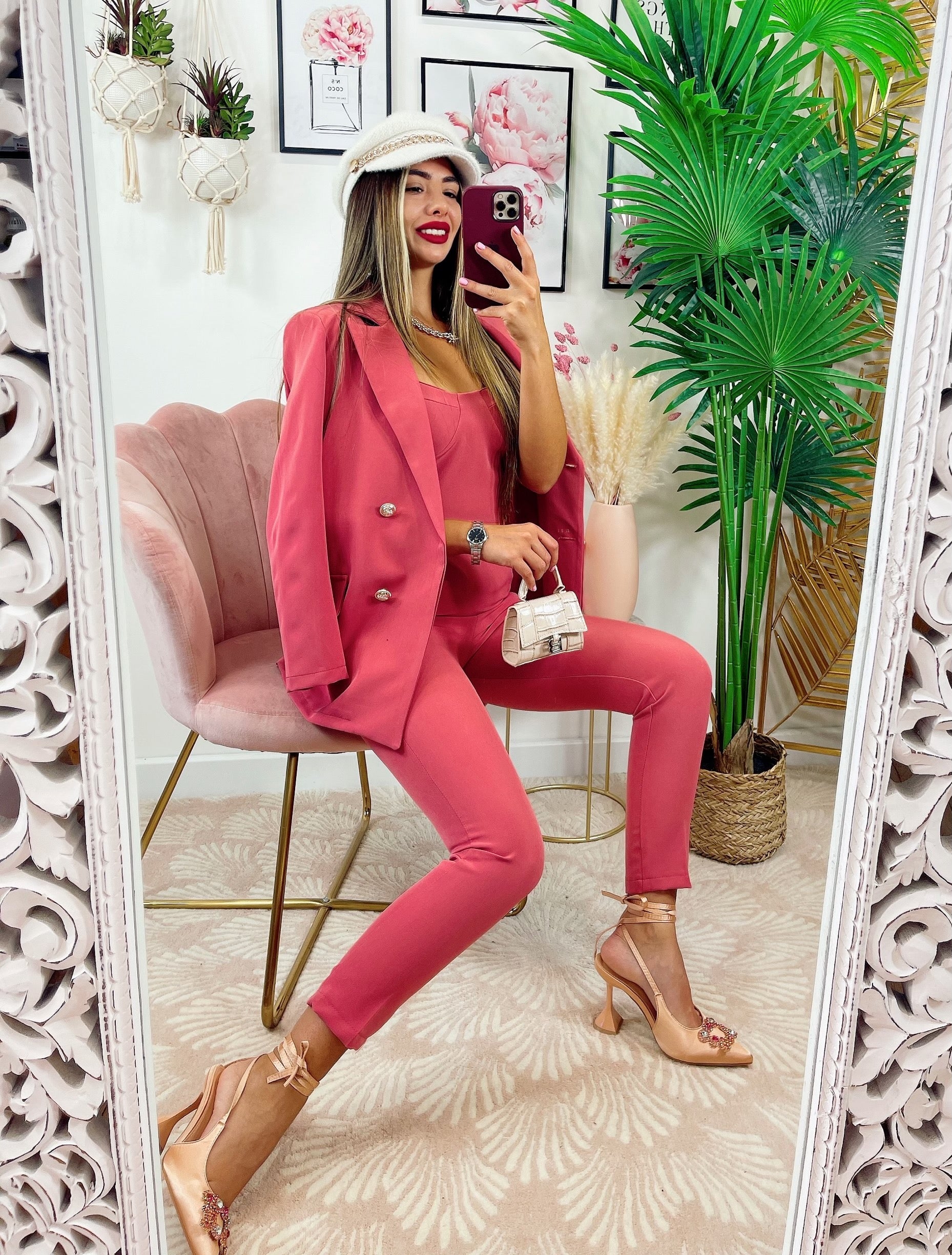 Coordinato tre pezzi fragola
