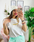 T-shirt con stampa e cuori