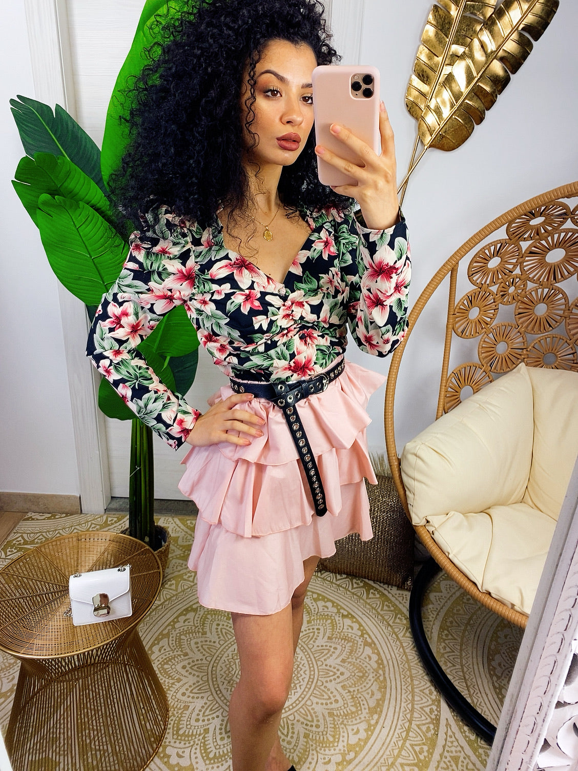 Top a fiorellini rosa e verdi