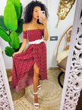 Abito lungo con scollo a barchetta con pois bordeaux