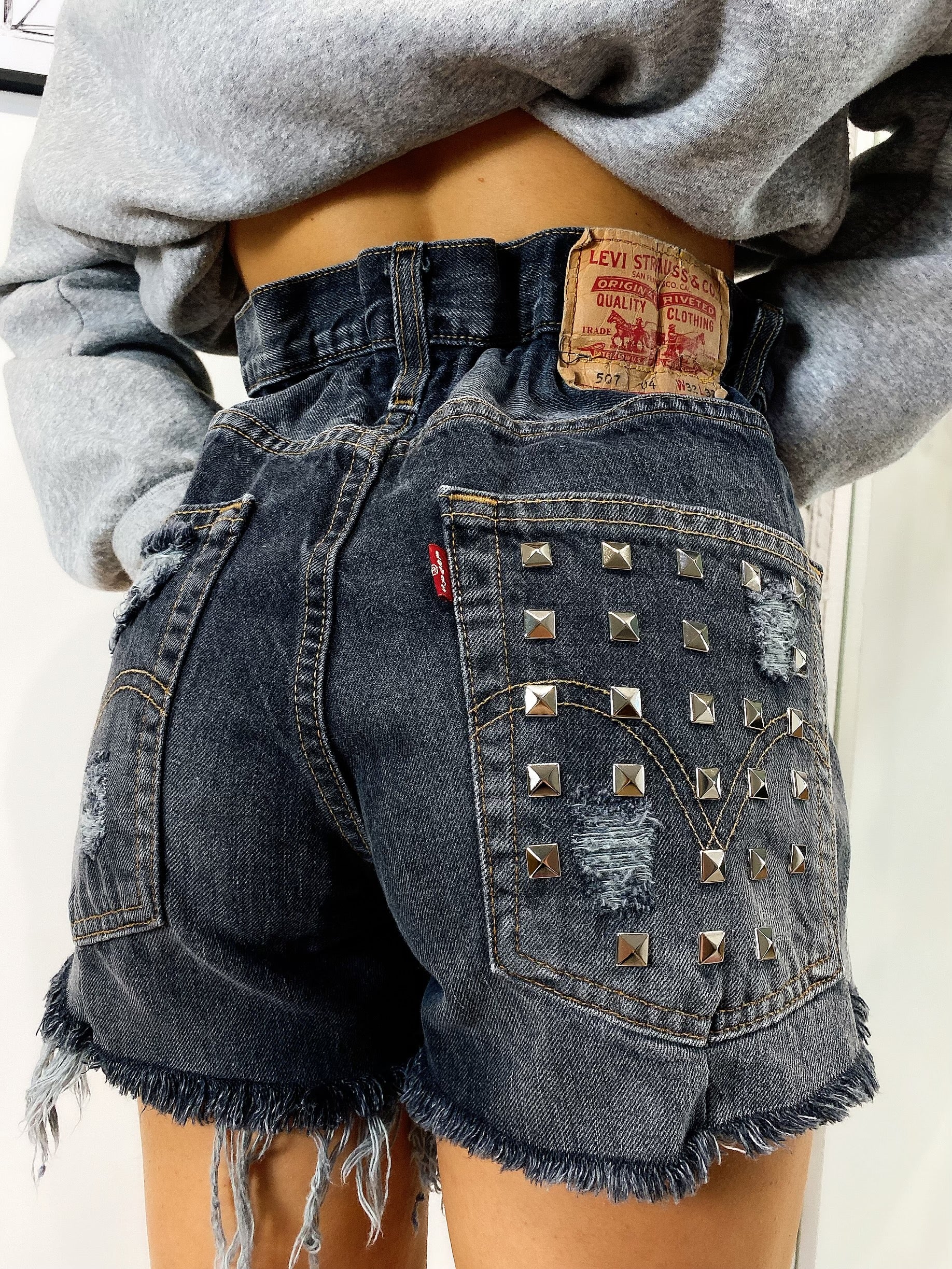 Short Levi’s Vintage con Borchie bagno grigio scuro