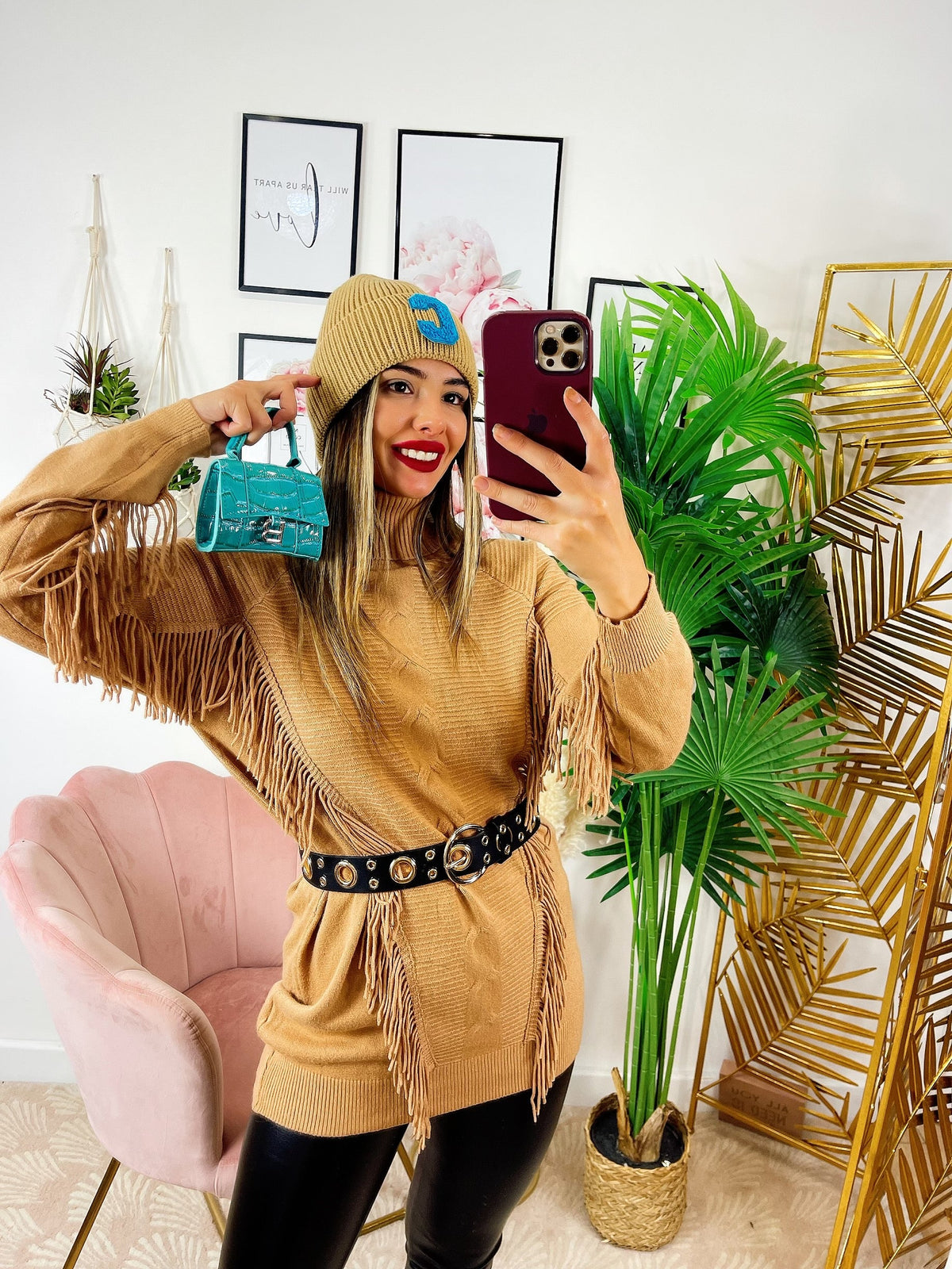 Abito in maglia con frange camel