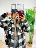 Cappello in eco pelle con visiera