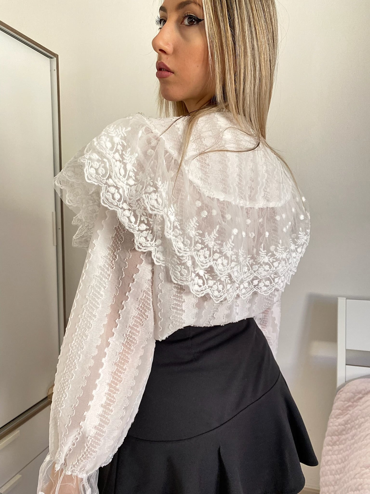 Camicia in pizzo bianca
