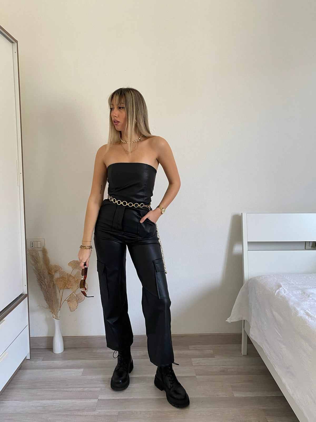 Tuta ecopelle con tasche