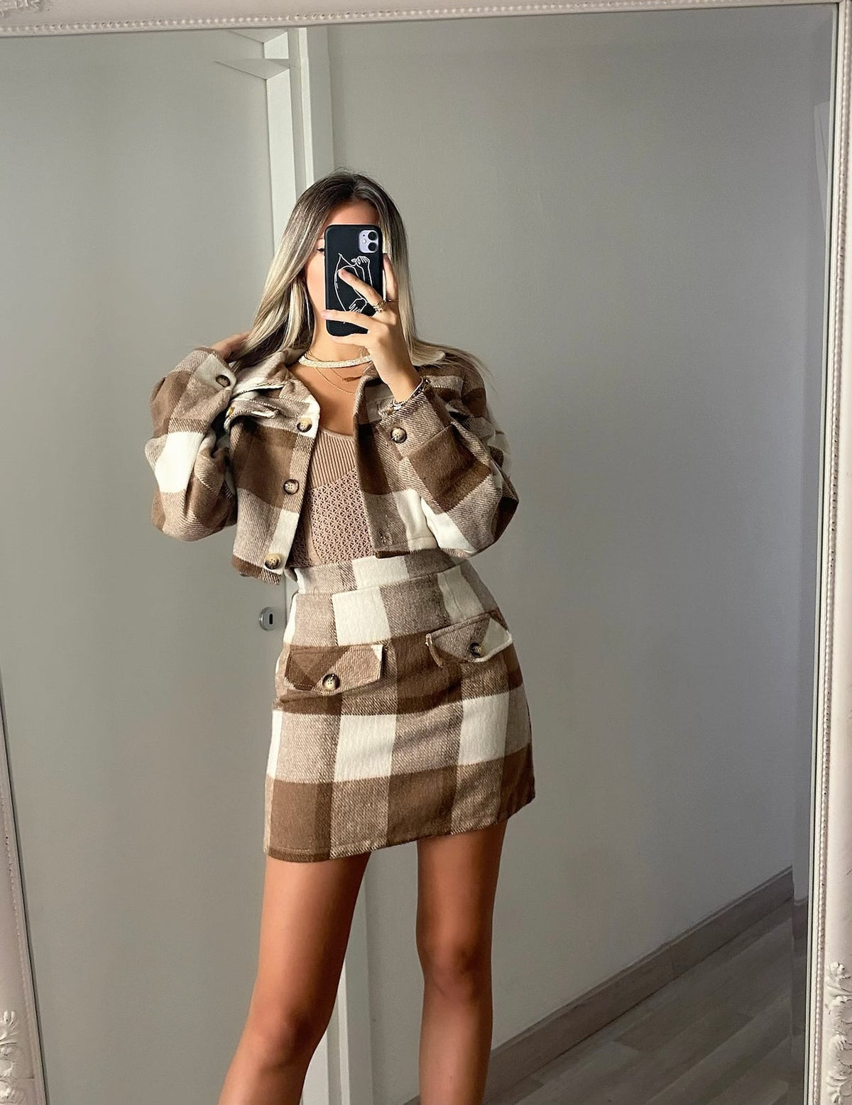 Completo giacca e gonna tweed nude