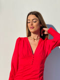 Abito rosso arricciato con bottoncini