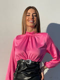Abito con camicia di raso Fuxia e gonna in ecopelle
