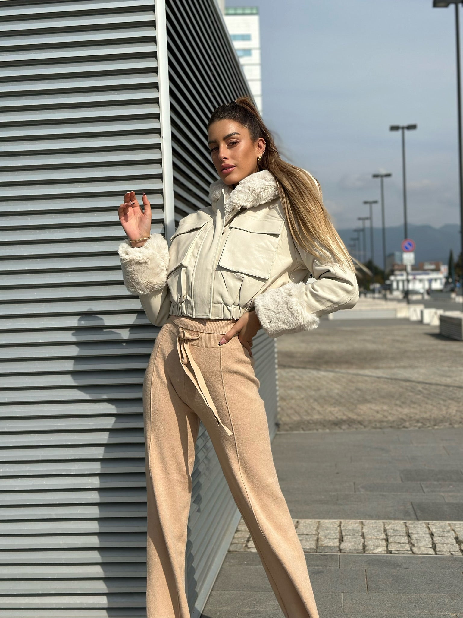 Giaccone beige con pelo