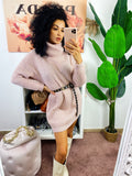 Abito in maglia collo alto rosa cipria
