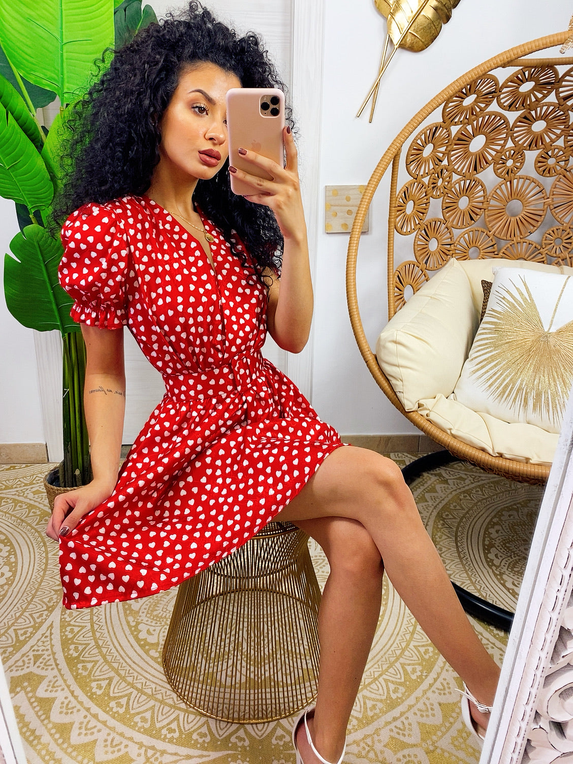 Abito a cuori rosso con cintura