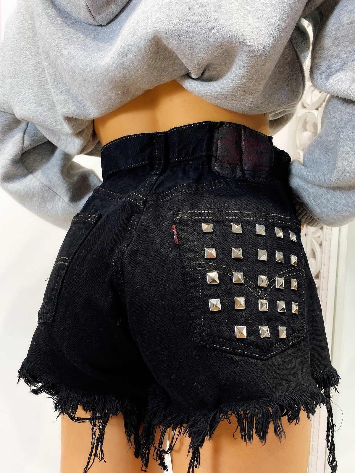 Short Levi’s Vintage con Borchie Nero