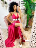 Abito in raso con maxi spacco fuxia