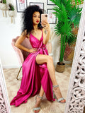 Abito in raso con maxi spacco peonia