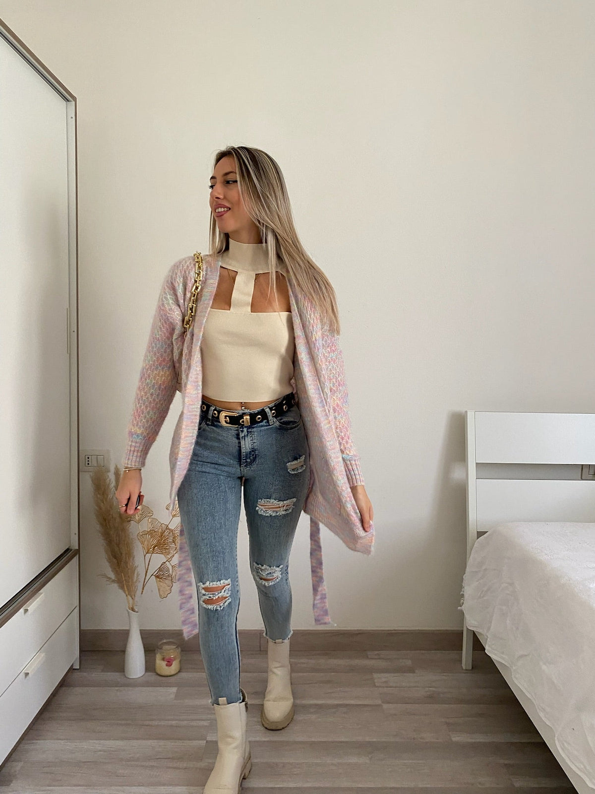 Cardigan morbido con cintura rosa