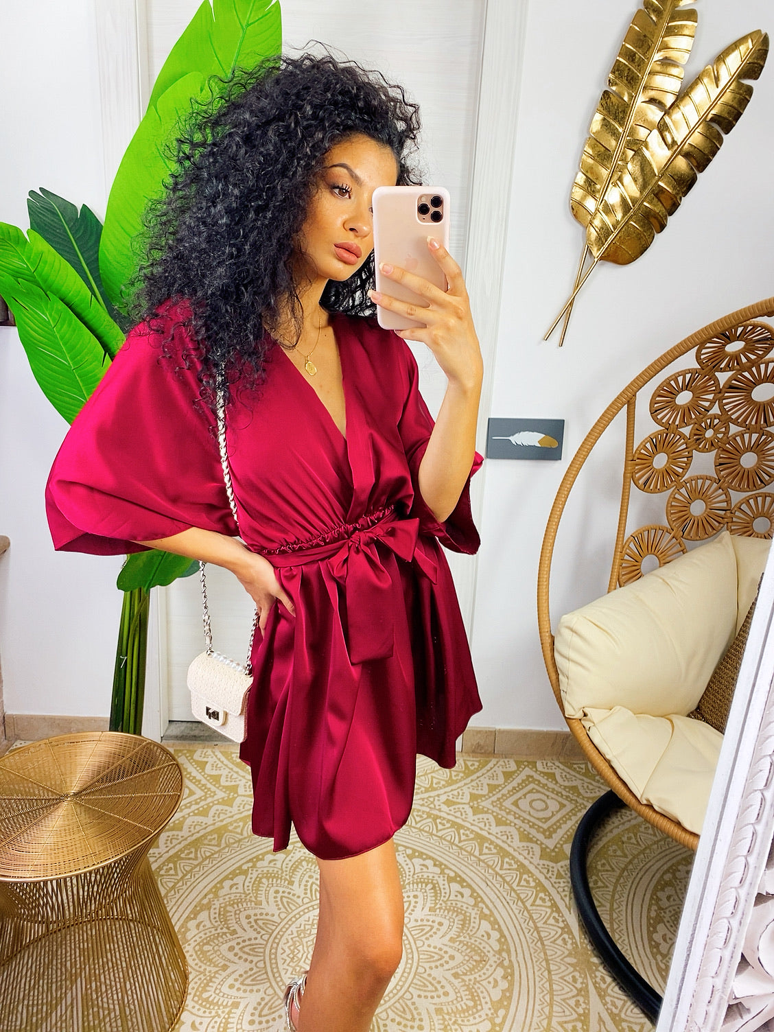 Abito a kimono in raso con cintura