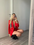 Completo giacca con bottoni e short rosso