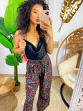 Pantalone con fiorellini e cinturina