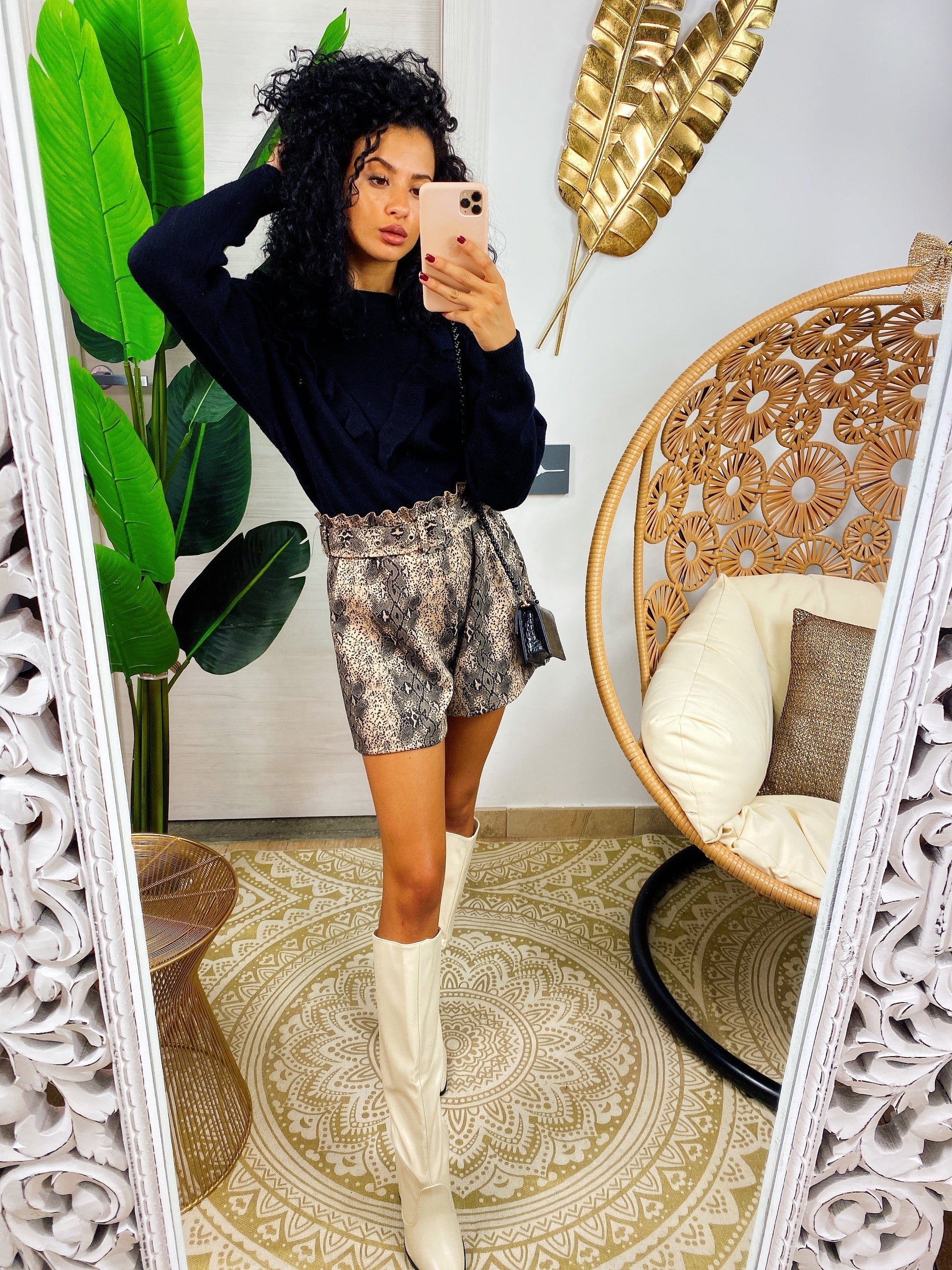 Short pitonato marrone e grigio con cintura