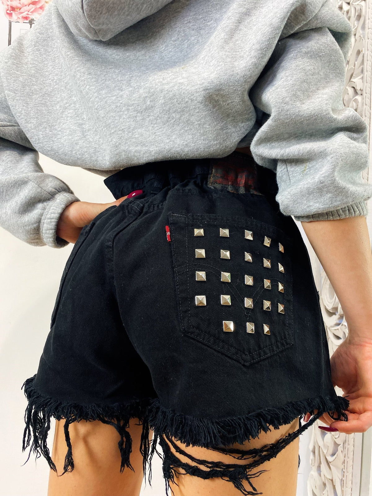 Short Levi’s Vintage nero con borchie