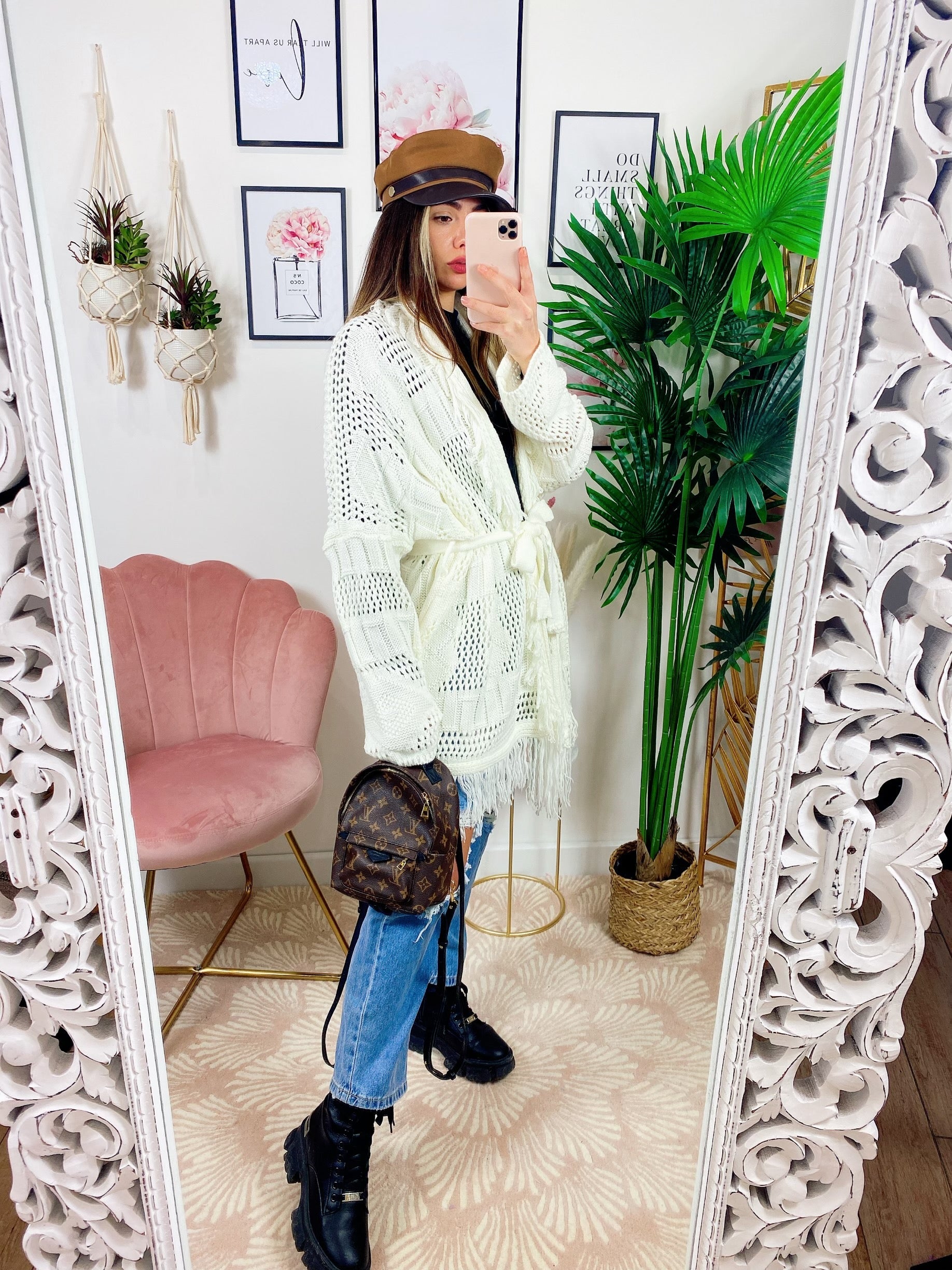 Cardigan sfrangiato bianco