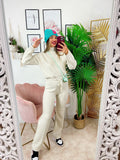 Completo maglia e pantalone largo  beige