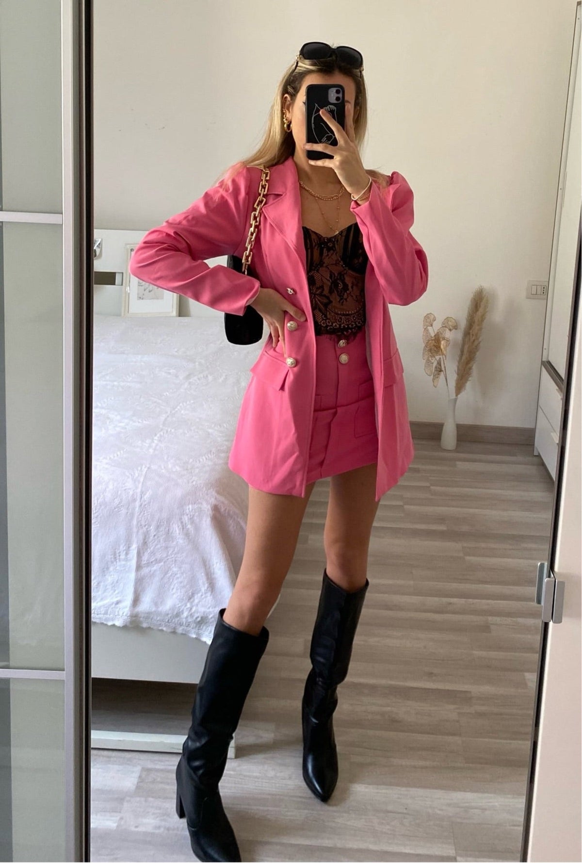 Completo giacca e gonna bottoni oro Fuxia