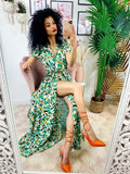 Abito lungo con maxi spacchi a fiori base verde