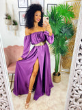 Abito scollo a barchetta in raso con maxi spacco purple