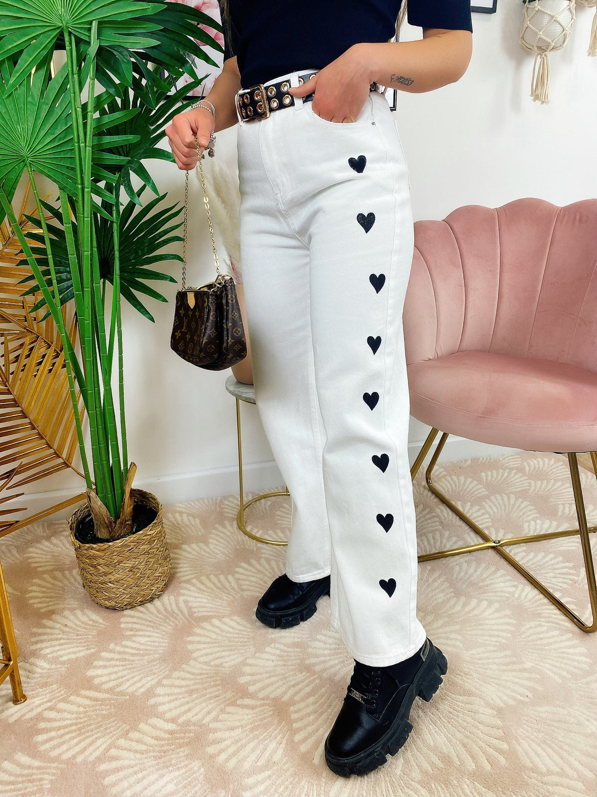 Jeans Bianco con cuori Neri