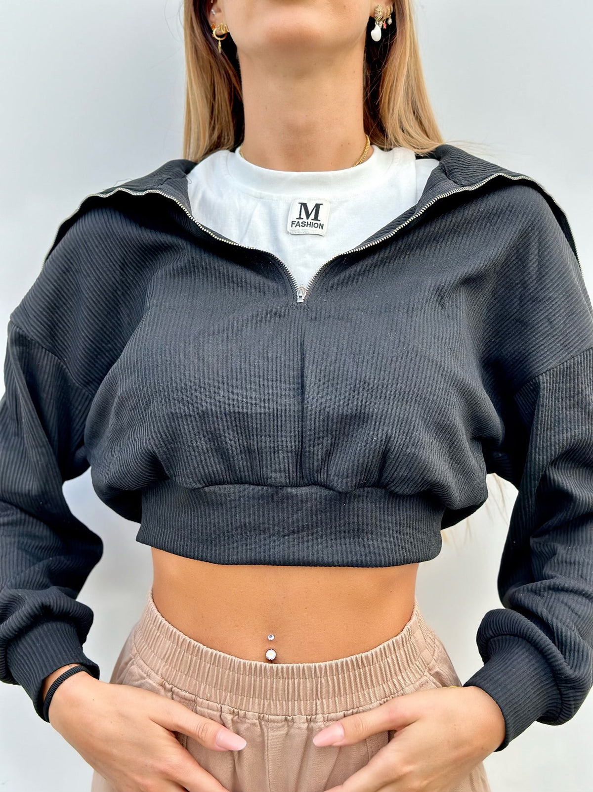 T-shirt più felpa crop