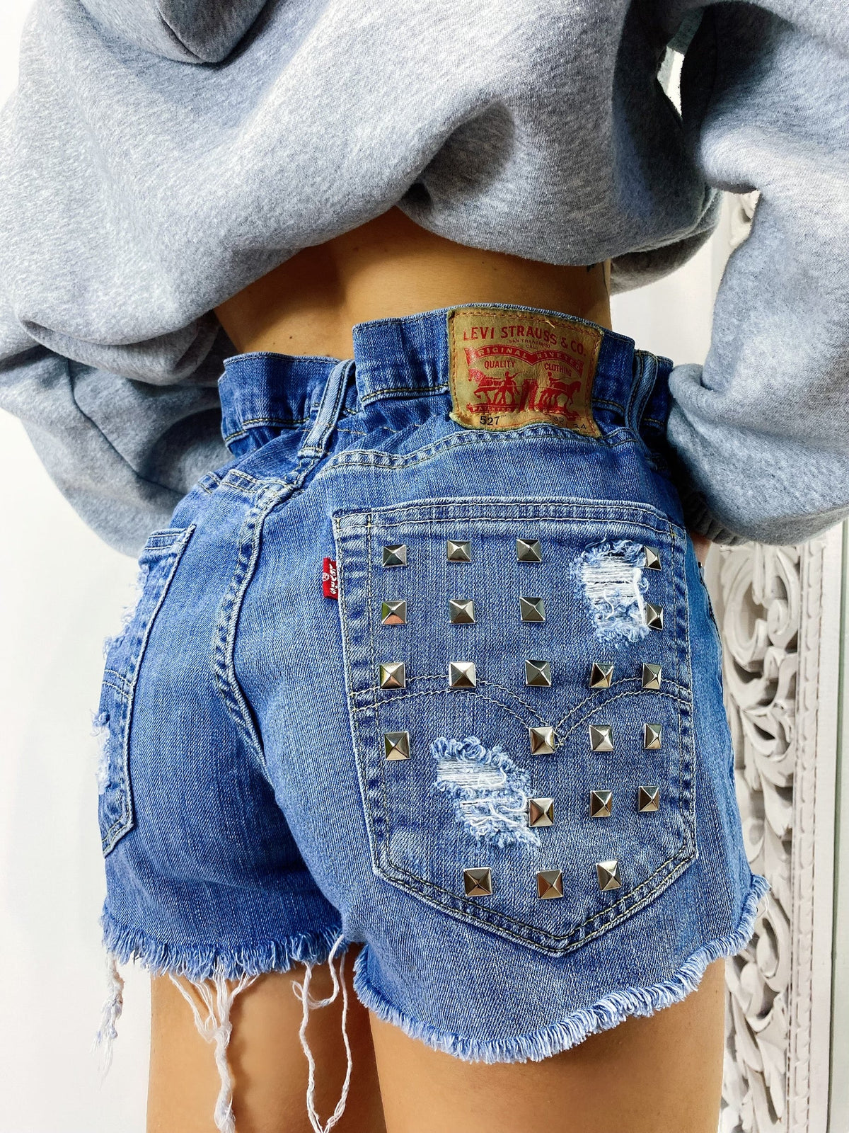 Short Levi’s Vintage con Borchie bagno medio