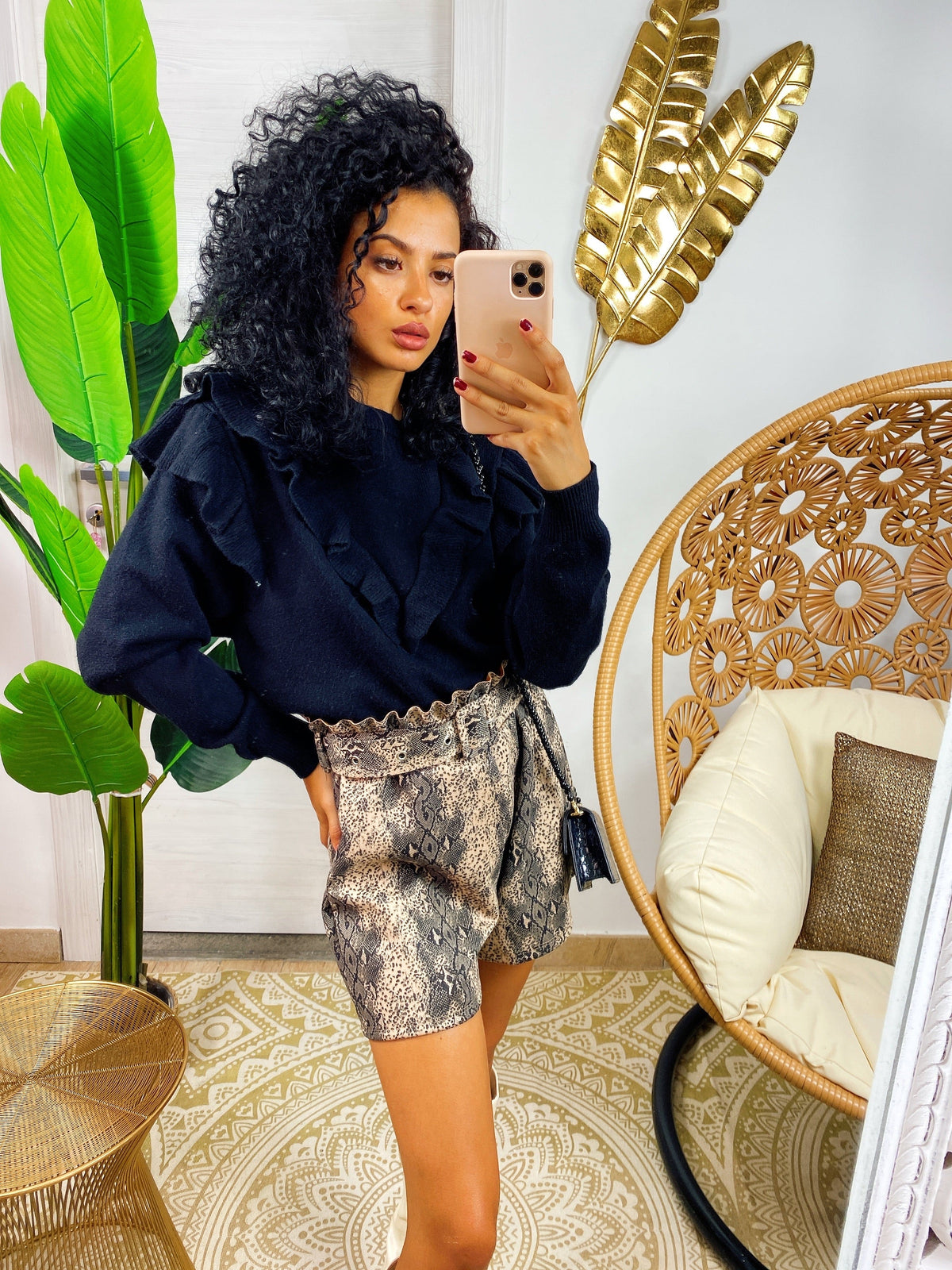 Short pitonato marrone e grigio con cintura