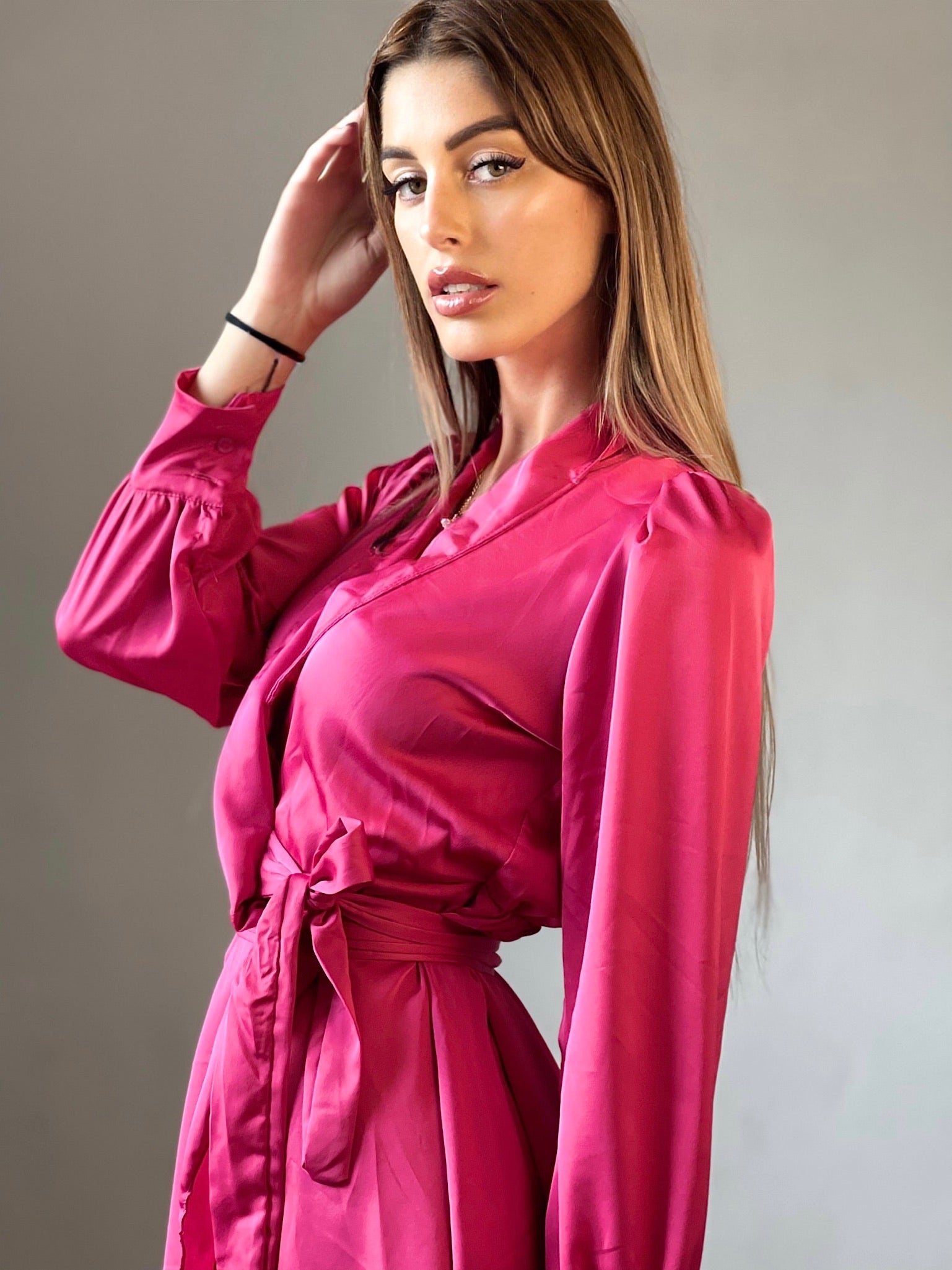 Abito in raso fuxia