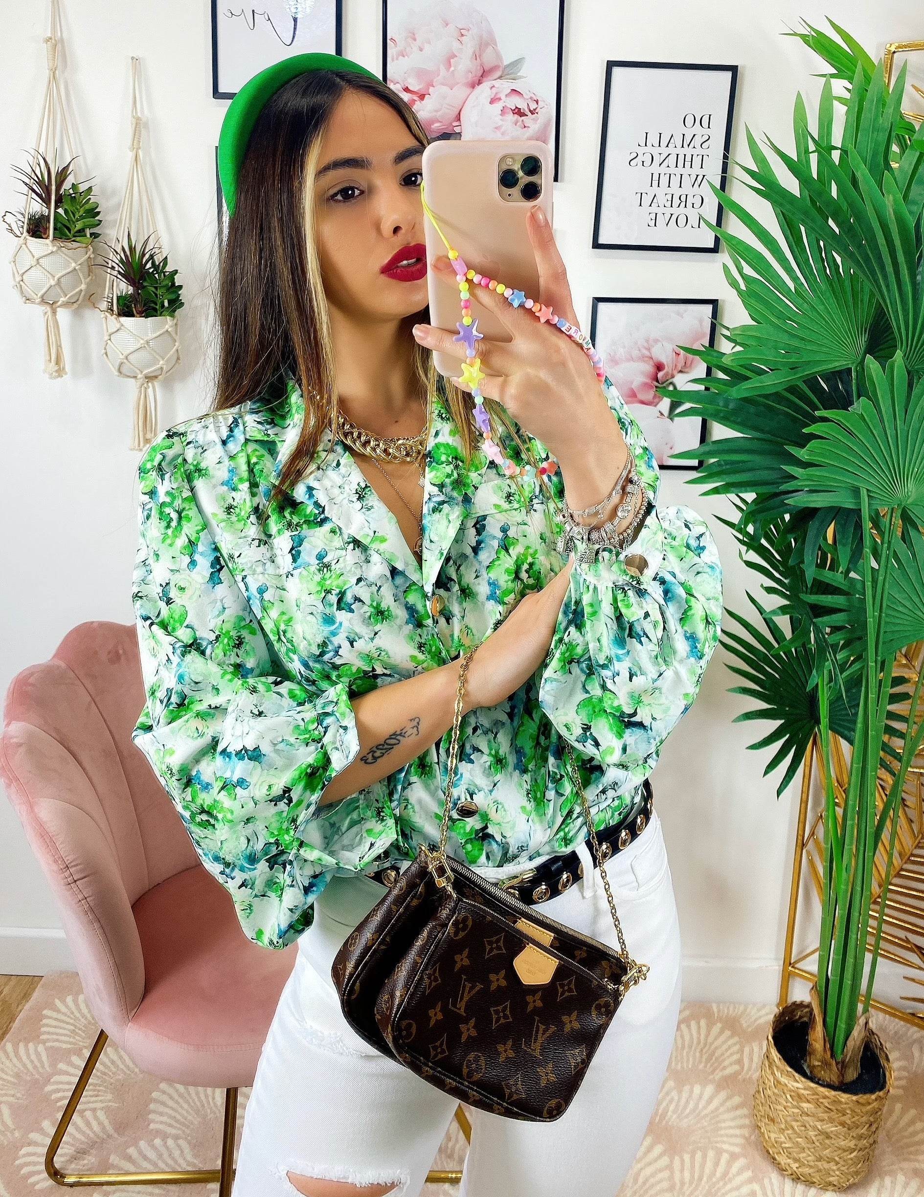 Camicia fiorata sfumature verdi