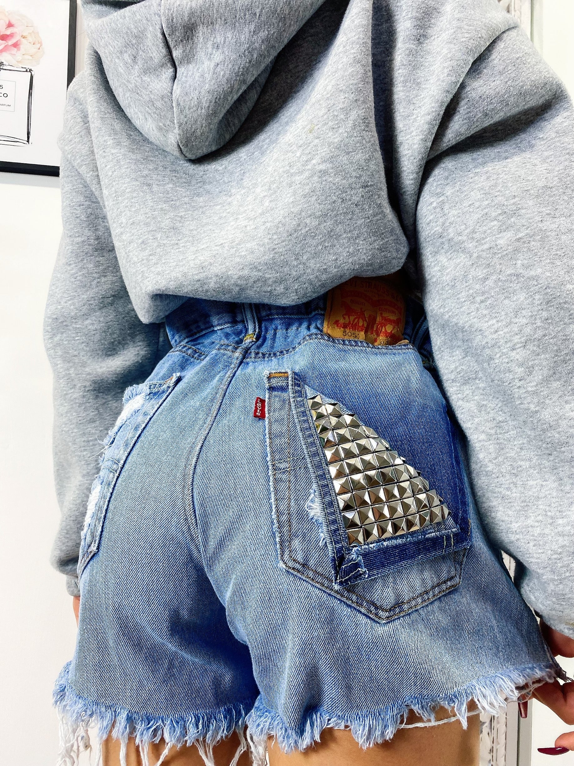 Short Levi’s Vintage bagno medio con borchie