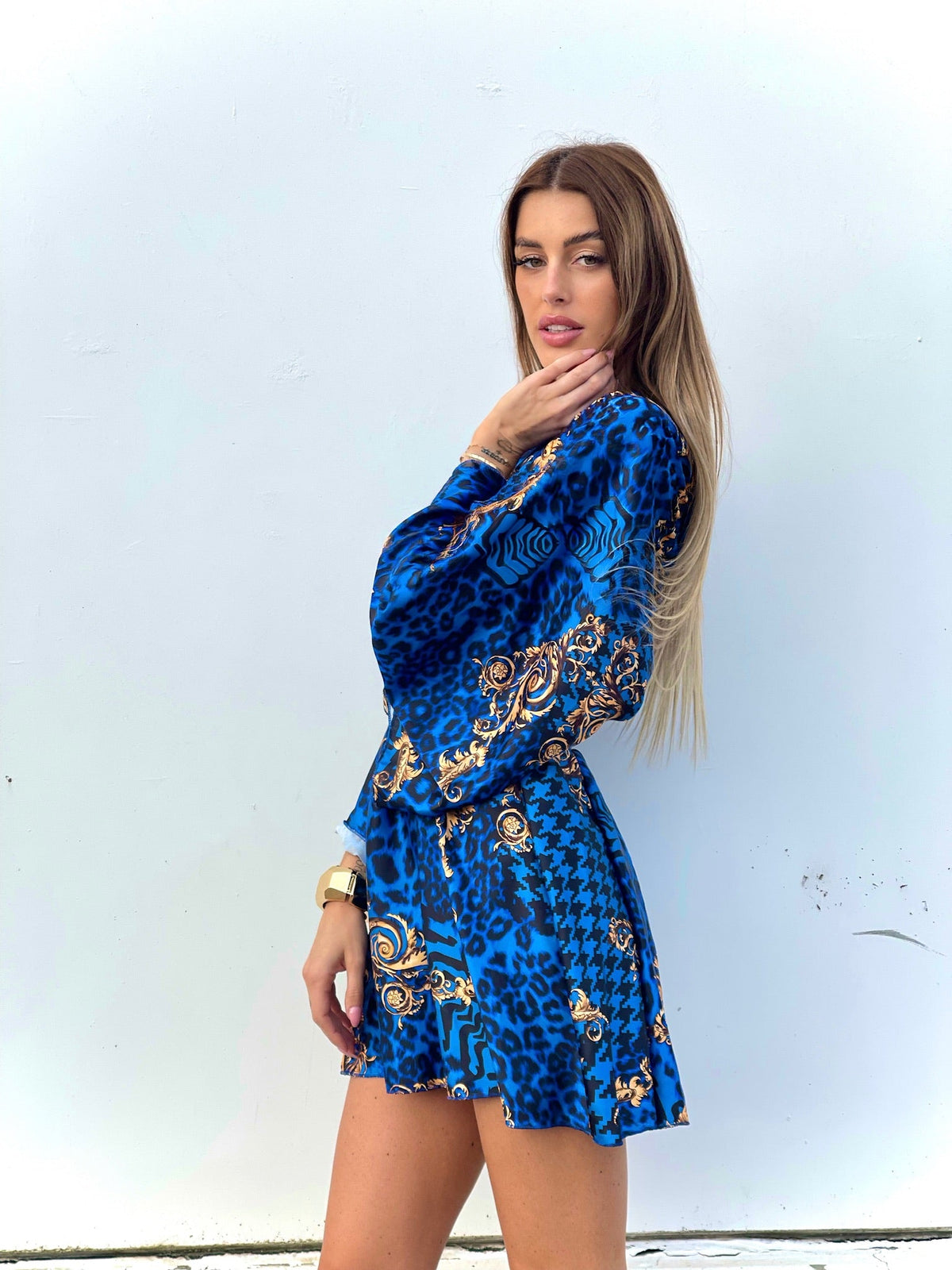 Abito etnico schiena aperta blu
