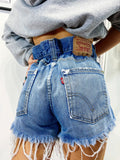 Short Levi’s Vintage bagno medio con strappi