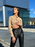 Camicia crop beige con taschino