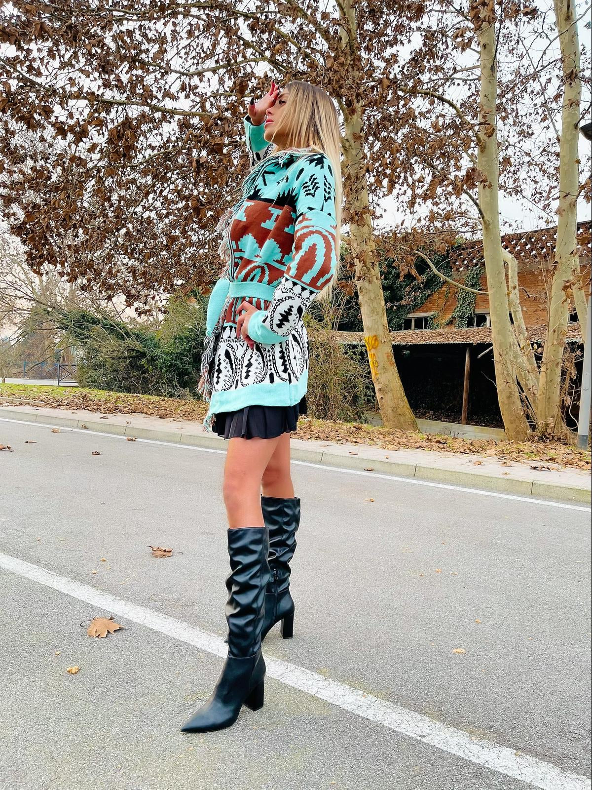 Cardigan Verdeacqua con frange e cinta