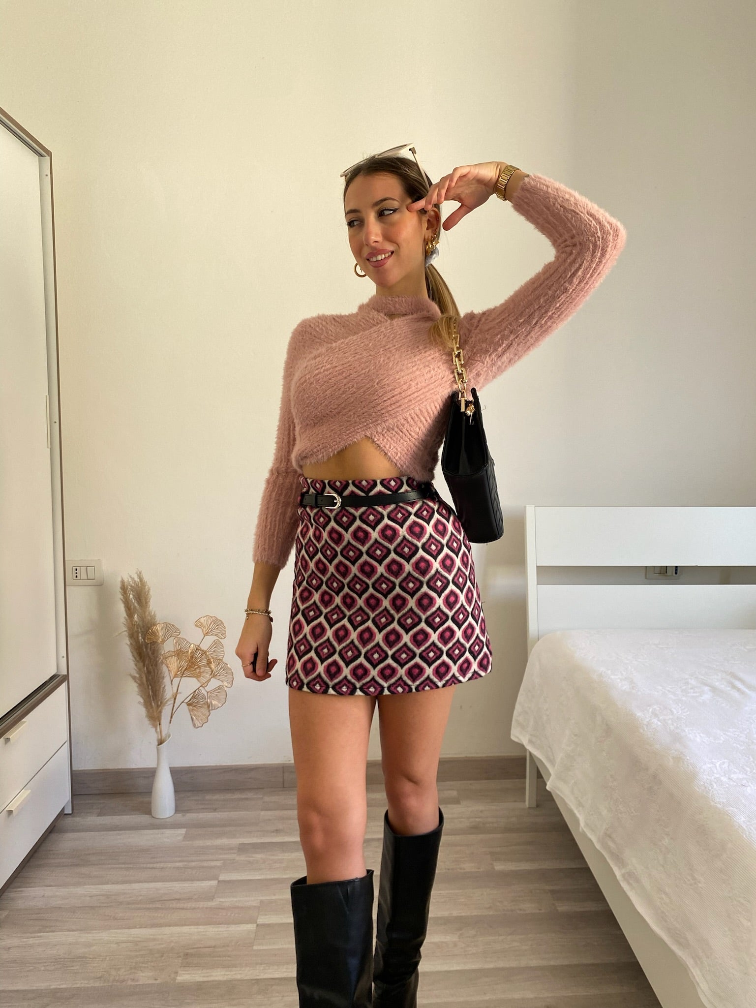 Maglioncino morbidissimo choker cipria