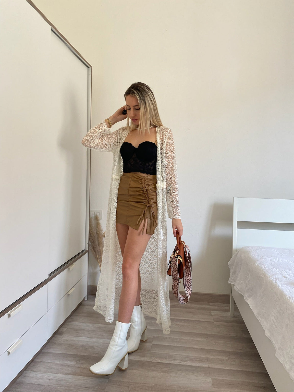 Kimono in pizzo bianco