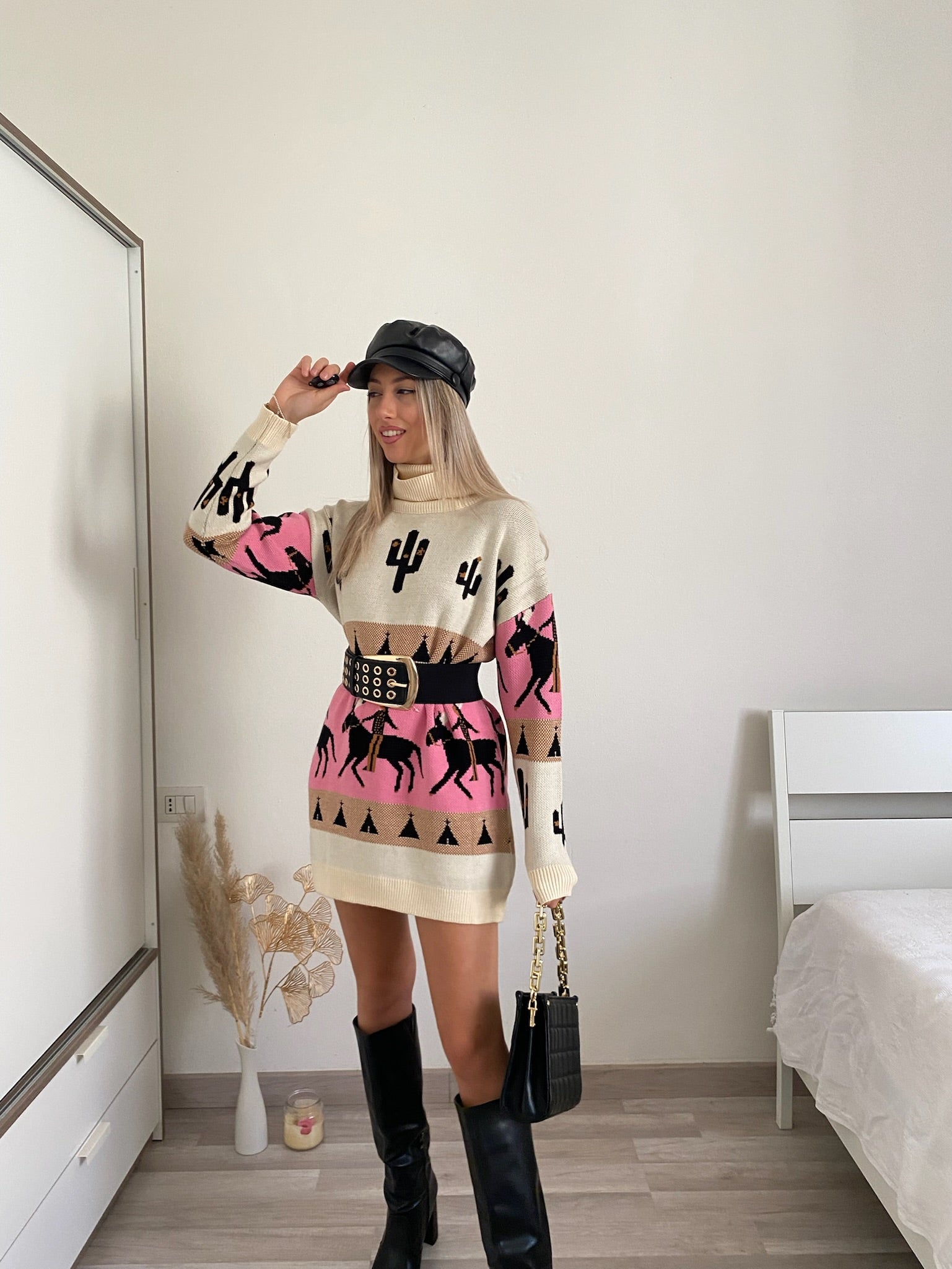 Maxi maglione collo alto con cavalli base Fuxia