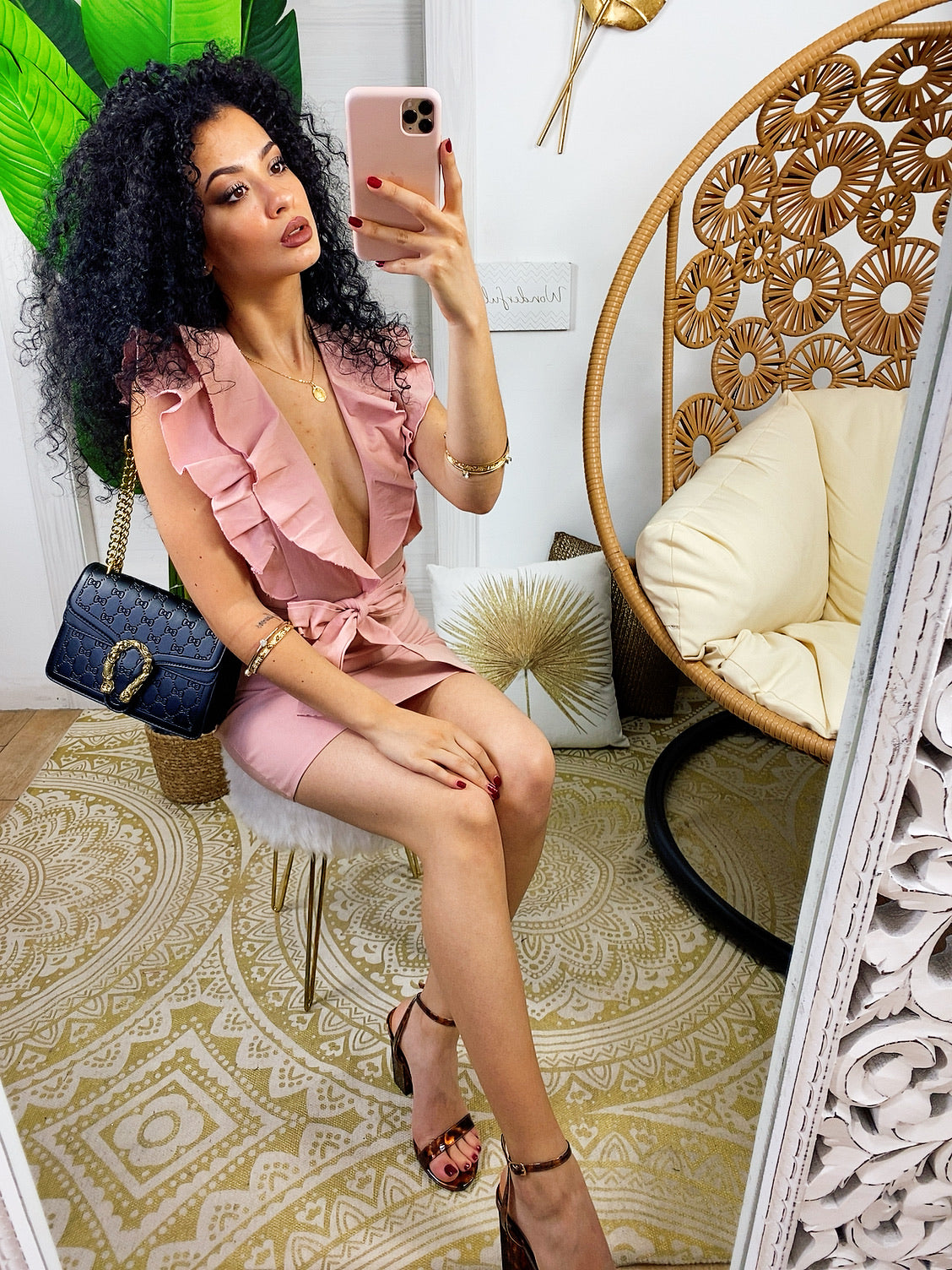 Abito in cotone rosa con scollo