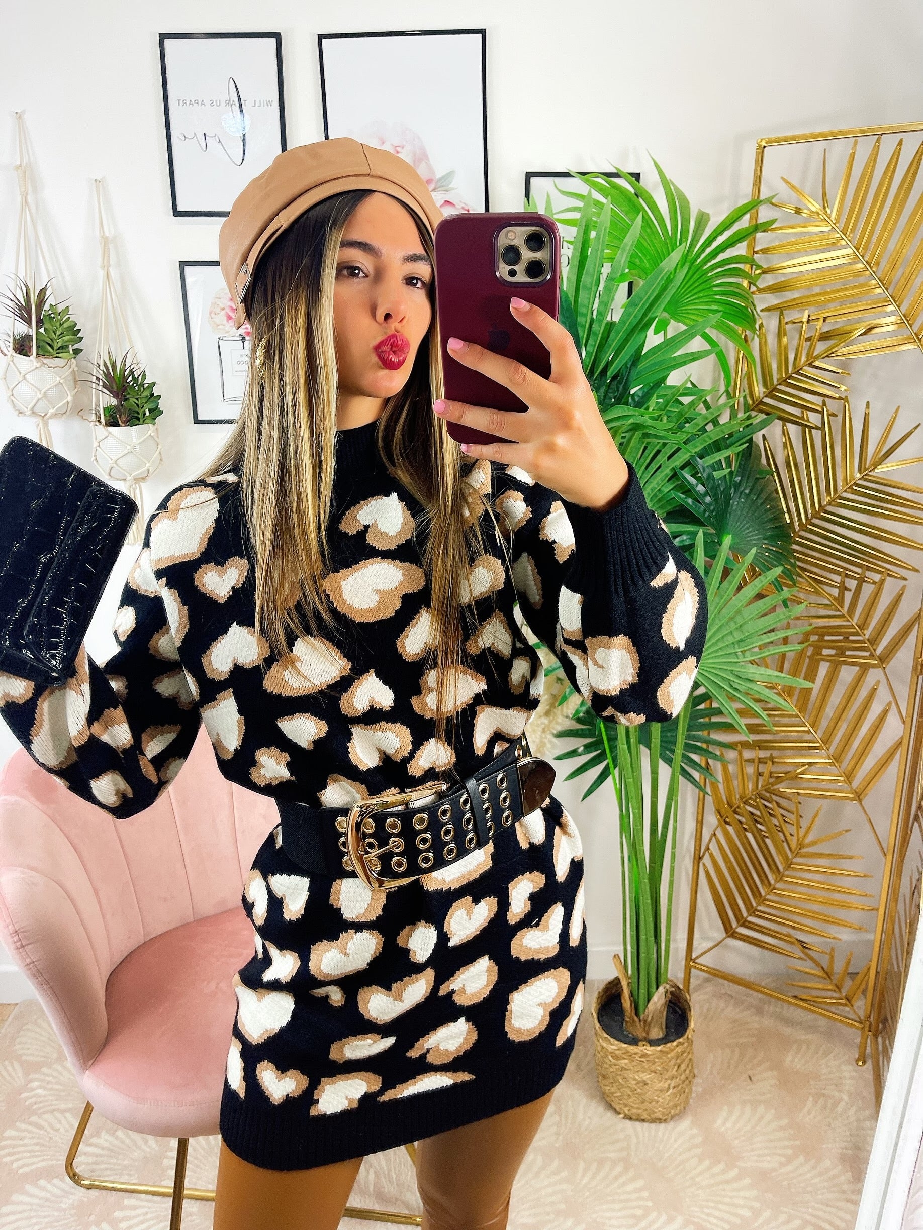 Maxi maglione morbidissimo con cuori Nero