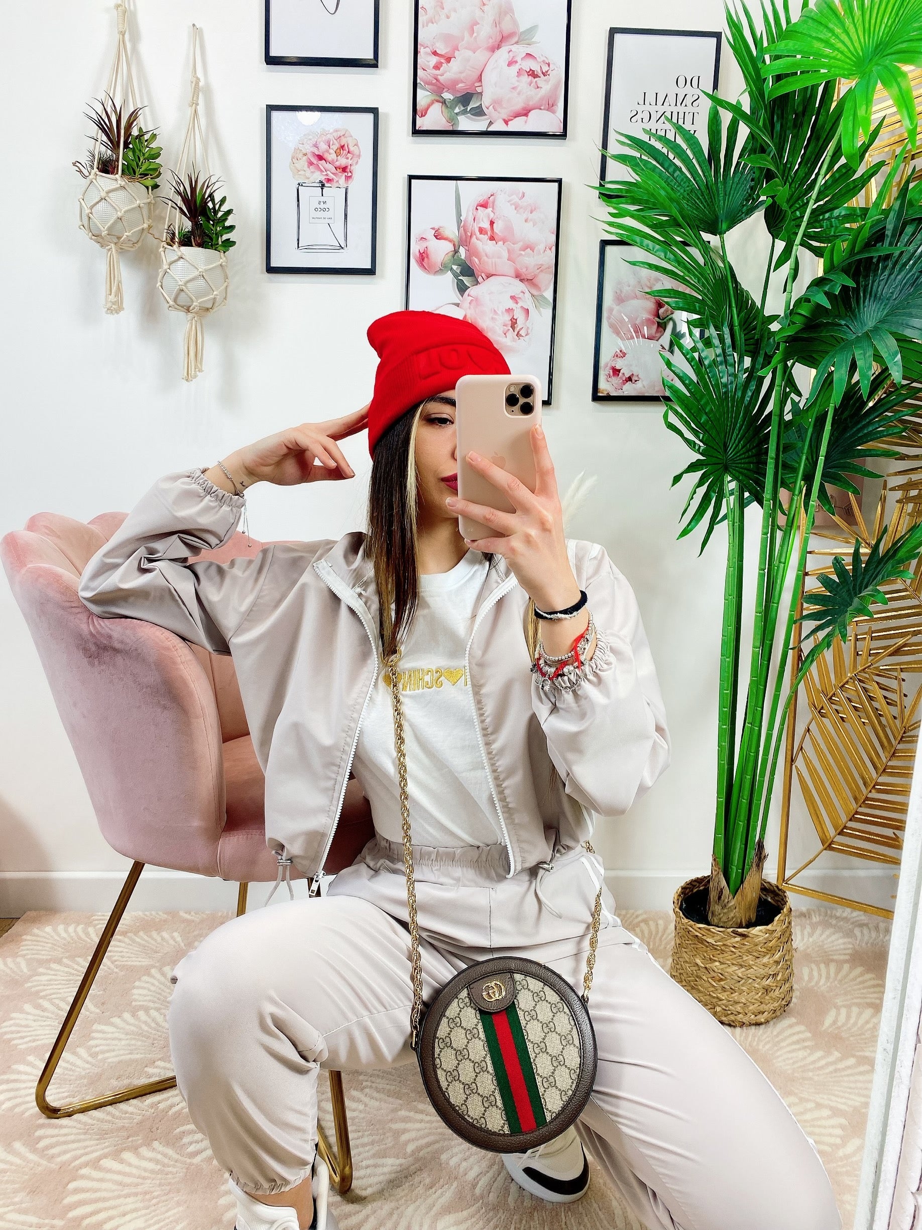 Completo sportivo con righe Beige