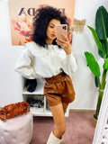Maglione con pizzo e bottoni gioiello