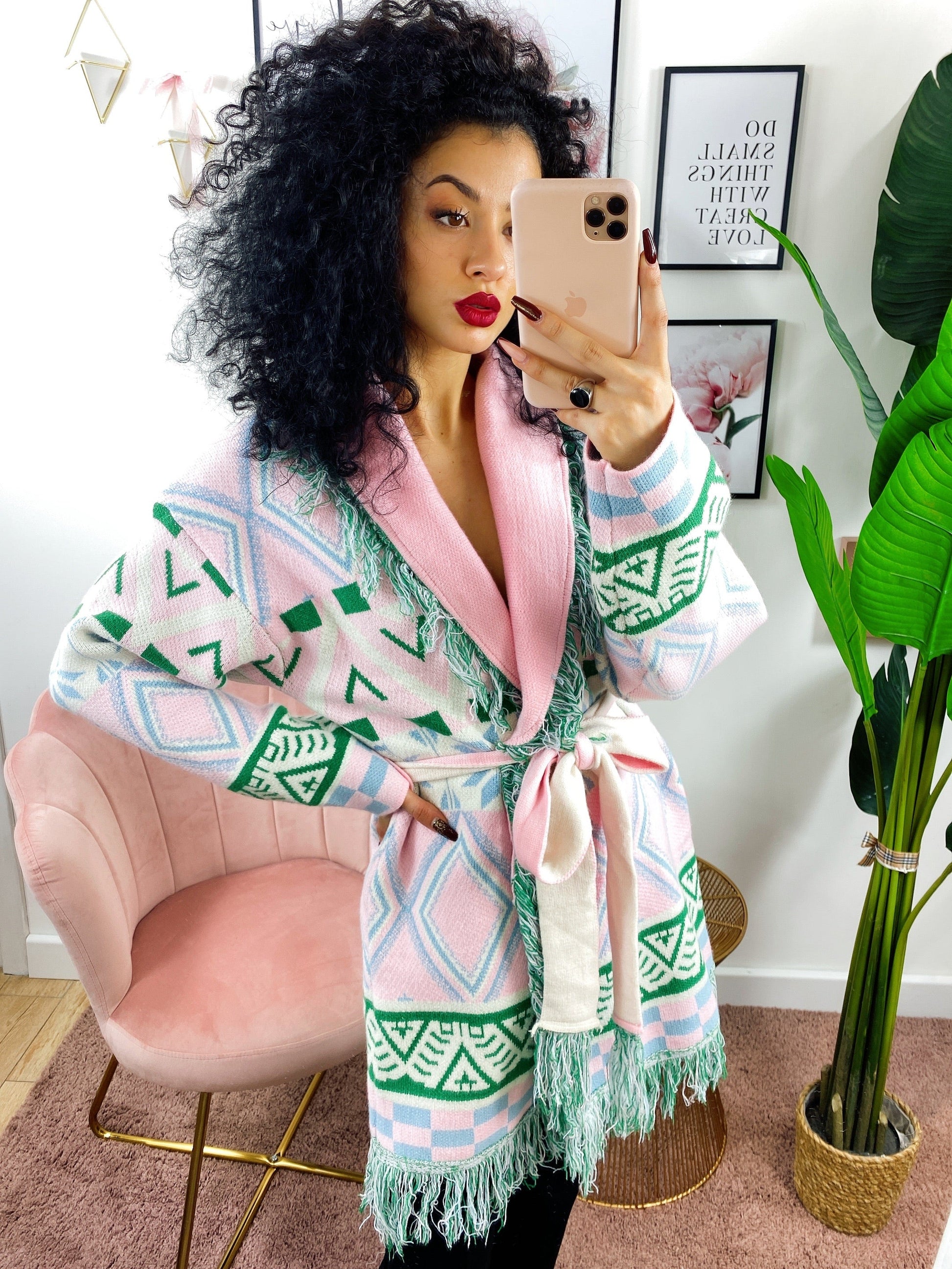 Cardigan frange e cinta rosa e verde
