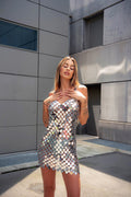 Abito con maxi paillettes silver