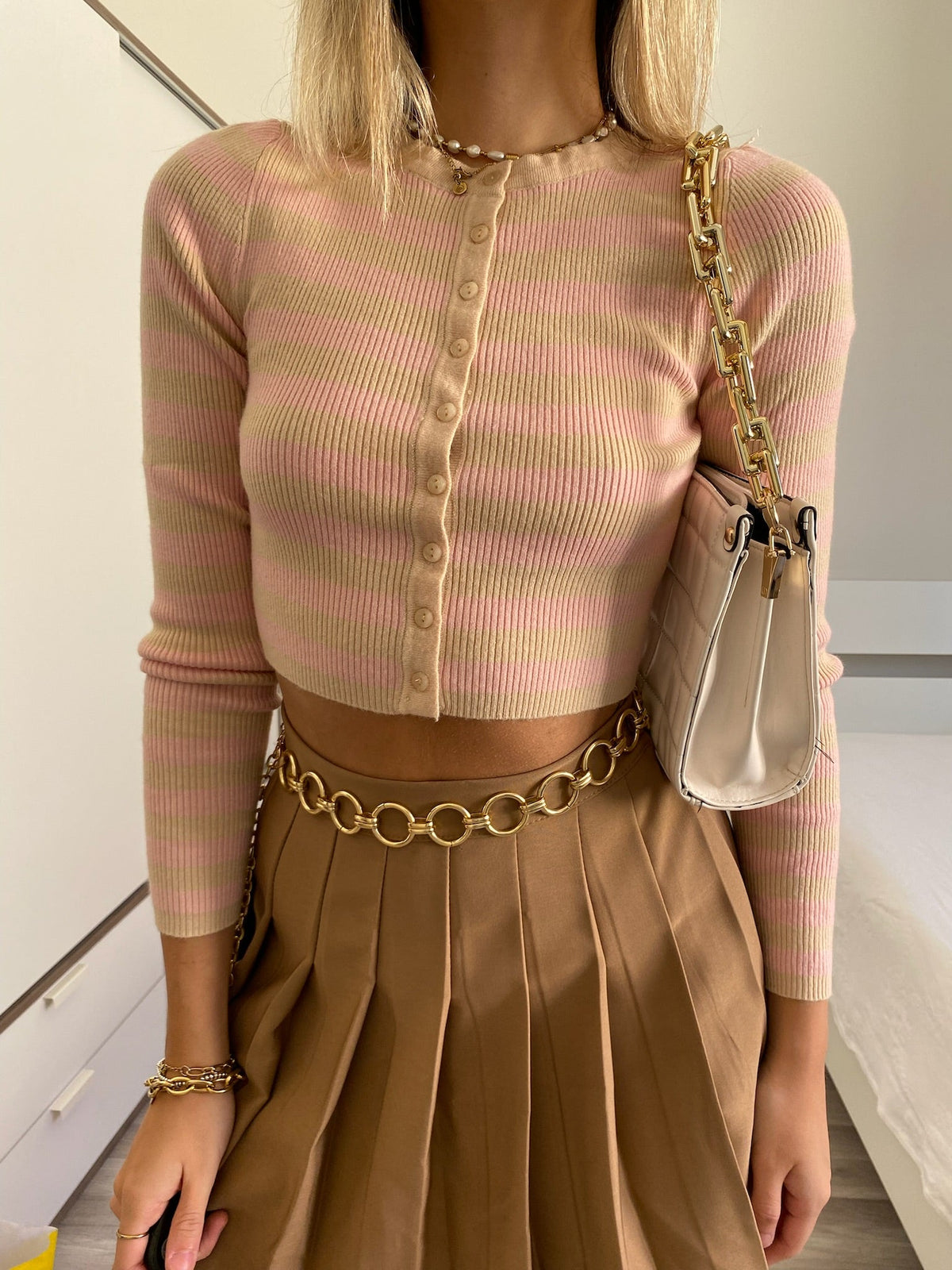 Maglioncino crop a righe nude